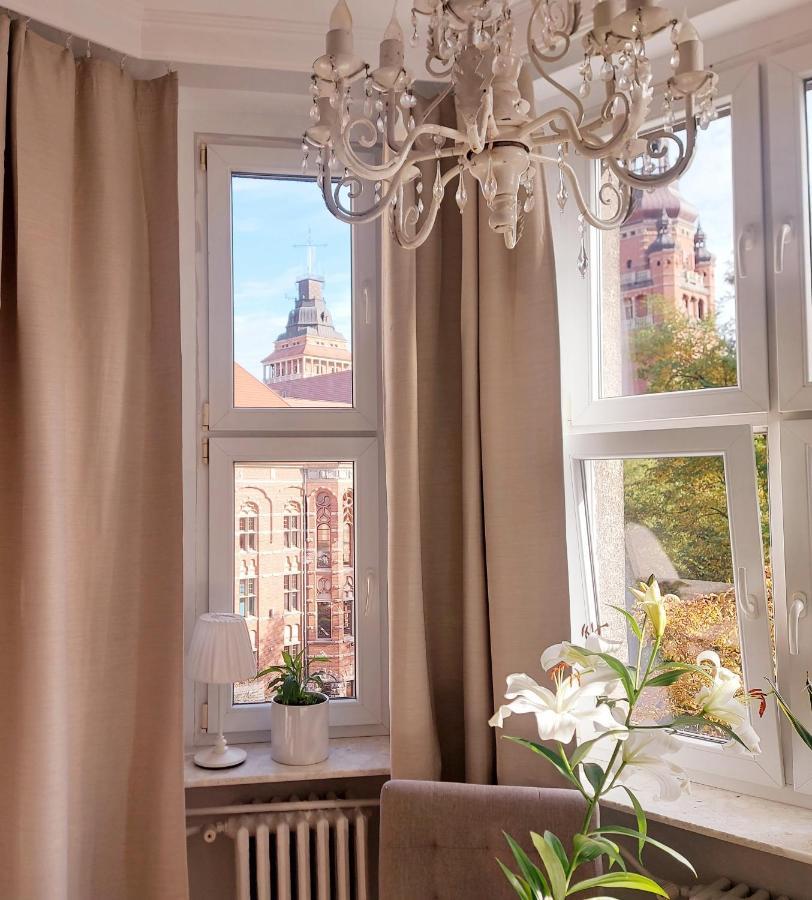 Apartament W Kamienicy W Sercu Miasta Szczecin Waly Chrobrego Luaran gambar