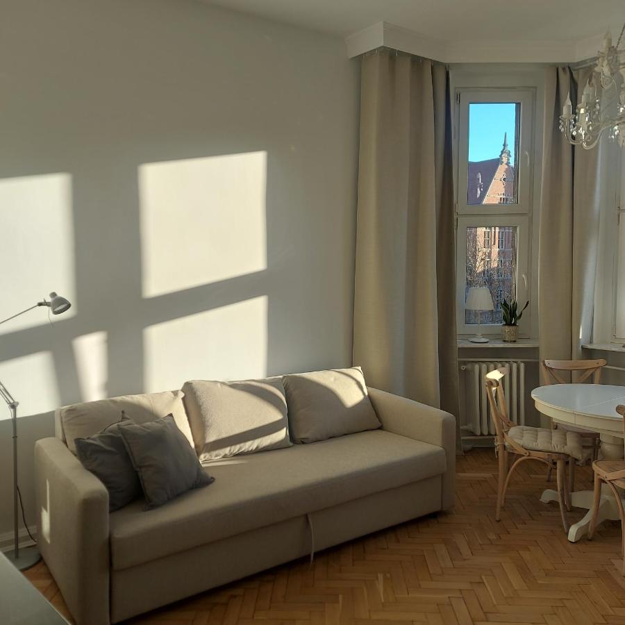 Apartament W Kamienicy W Sercu Miasta Szczecin Waly Chrobrego Luaran gambar